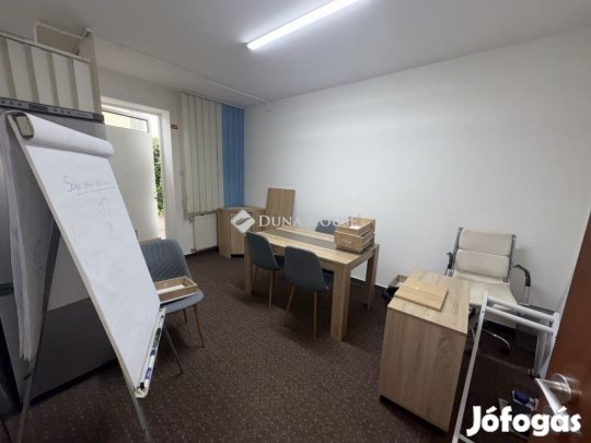 78 nm-es lakás eladó Pécs