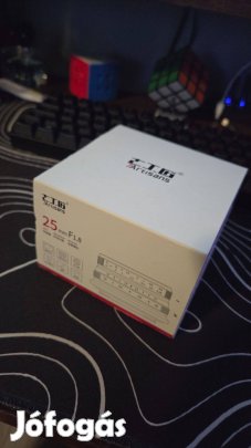 7Artisans 25mm F1.8 Objektív