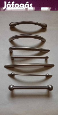 7 db 96 mm matt króm fém fogantyú 2000 Ft