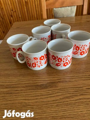 7 db. Zsolnay porcelán bögre
