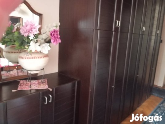 7 részes előszoba szekrénysor eladó 