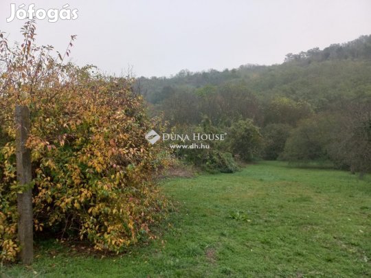 808 nm-es telek eladó Keszü