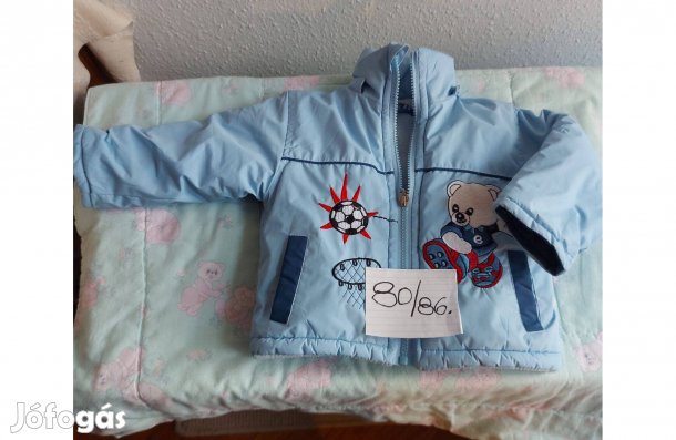 80/86-os méretű világoskék színű dzseki kisfiúnak