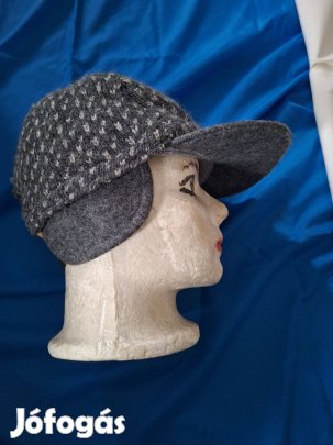 80 % gyapjú baseball sapka ( fülvédős )