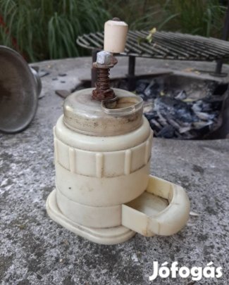 80-as évekbeli kézi kávédaráló