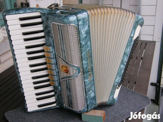 80 basszusos profi Marinucci olasz harmonika tangóharmonika