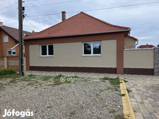 80 nm-es ház eladó Berettyóújfalu