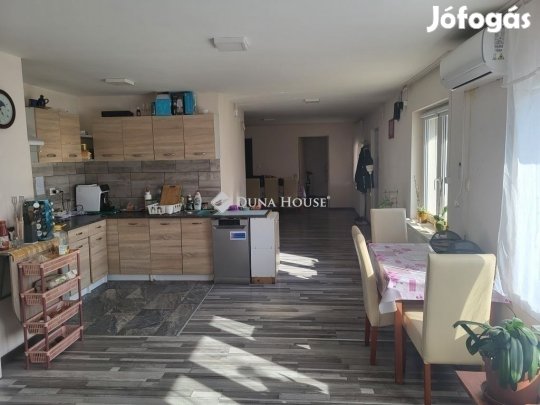 80 nm-es ház eladó Gyál