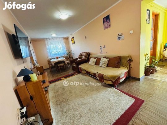 80 nm-es ház eladó Hajdúsámson