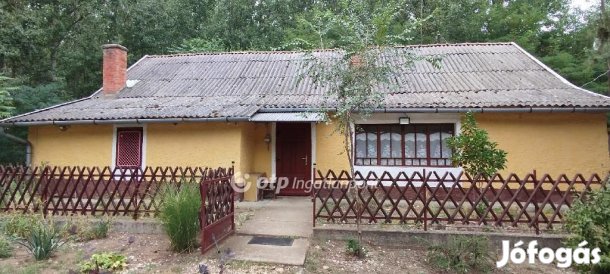 80 nm-es ház eladó Jászberény