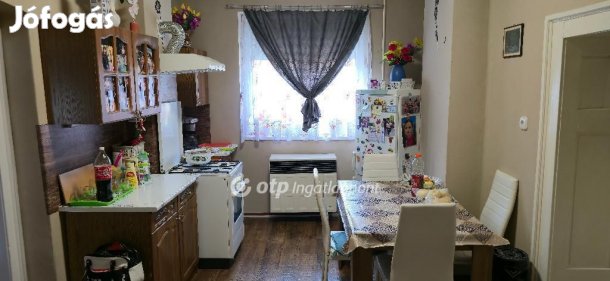 80 nm-es ház eladó Mikepércs