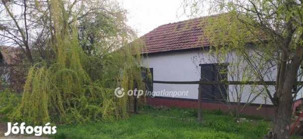 80 nm-es ház eladó Tiszapüspöki
