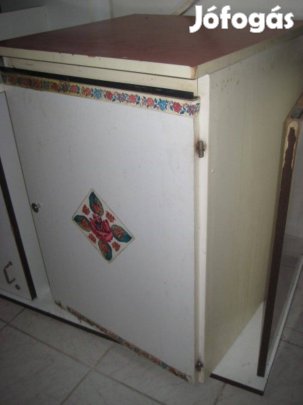 80cm magas alsó konyhaszekrény