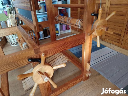 80cm széles 4 nyüstös 6 lábítós szövőszék 