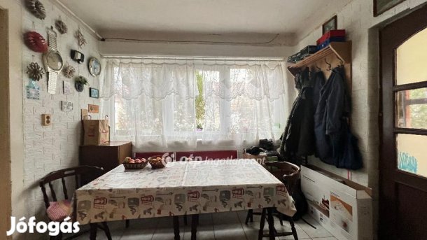 81 nm-es ház eladó Nagytálya