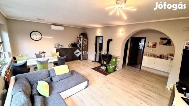 82 nm-es ház eladó Bugyi