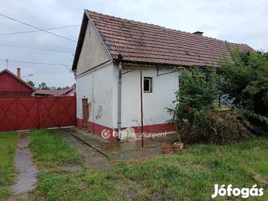 82 nm-es ház eladó Létavértes