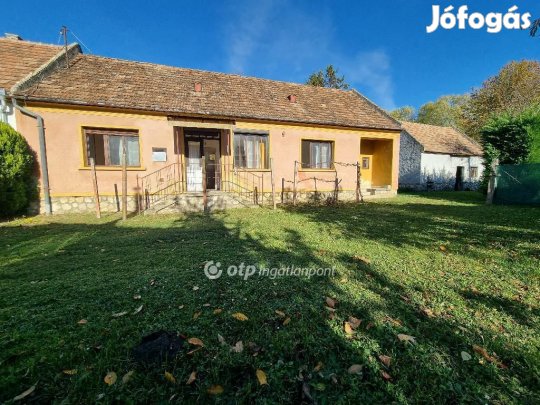 82 nm-es ház eladó Ugod