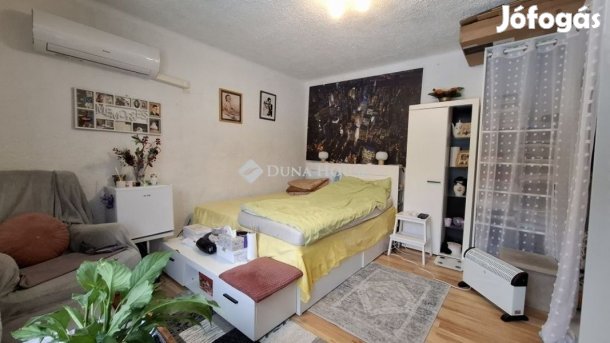 82 nm-es ház eladó Váckisújfalu