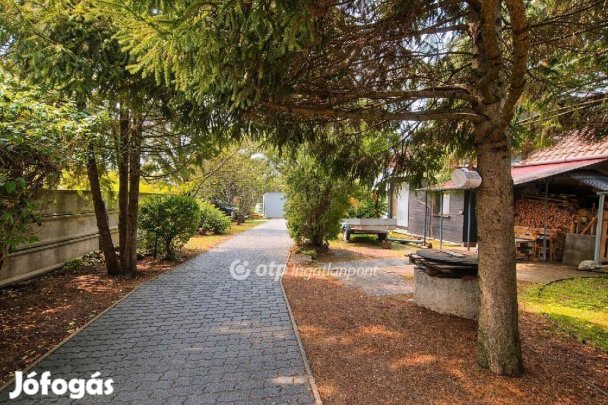 83 nm-es ház eladó Ócsa