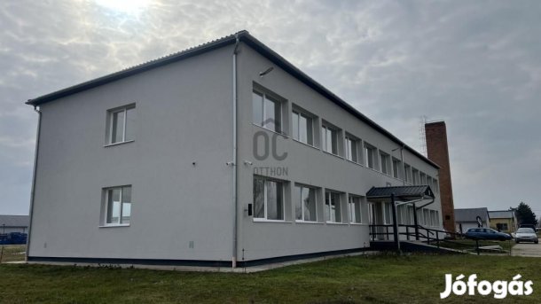 840 nm-es iroda kiadó Nagykőrös