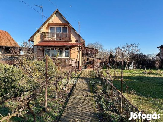 85 nm-es ház eladó Balkány