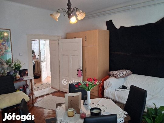 85 nm-es ház eladó Tényő