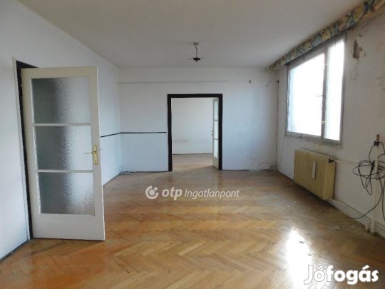 85 nm-es lakás eladó Pécs