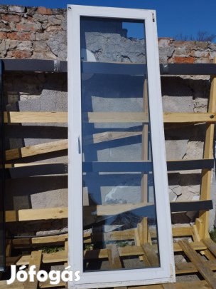 85x240cm használt műanyag erkély ajtó (622)