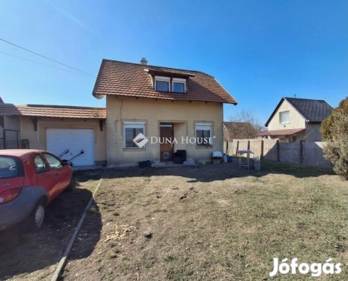 86 nm-es ház eladó Ráckeve