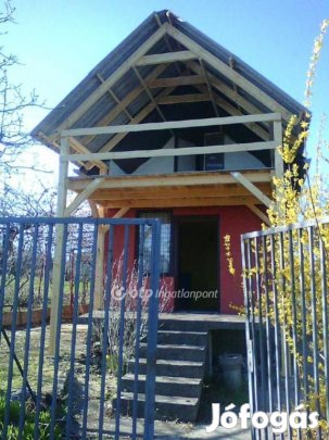 876 nm-es telek eladó Andornaktálya