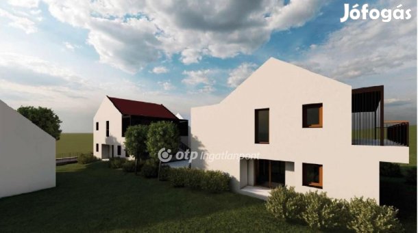 87 nm-es lakás eladó Pécs