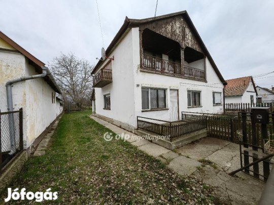 89 nm-es ház eladó Örményes