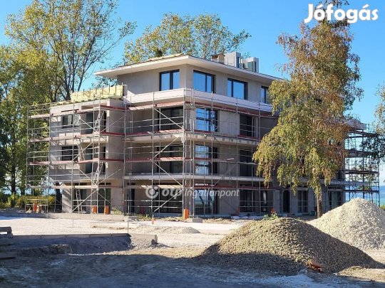 89 nm-es lakás eladó Balatonszemes
