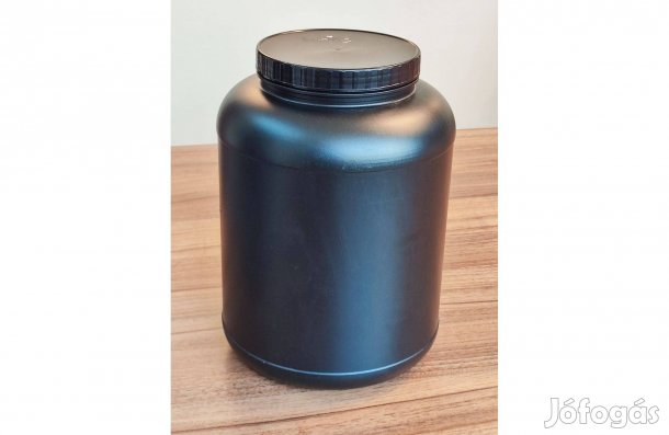 8L-es doboz, tetővel, új állapotban (2600db)