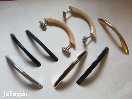 8 db 96 mm műanyag szekrény fogantyú 1200 Ft