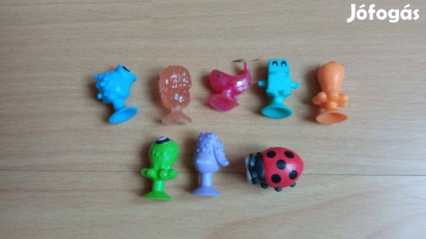 8 db Sikeez figura 500 Ft