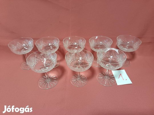 8 db = Régi csiszolt pezsgős üveg italos pohár készlet eladó ! 1
