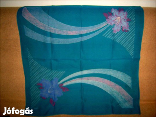 8 db. kendő, többféle szín, minta, márka, méret