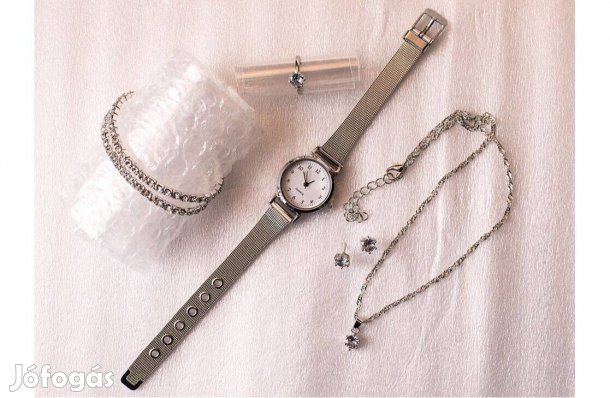 8 db-os, Órás ékszer szett Ezüst színű