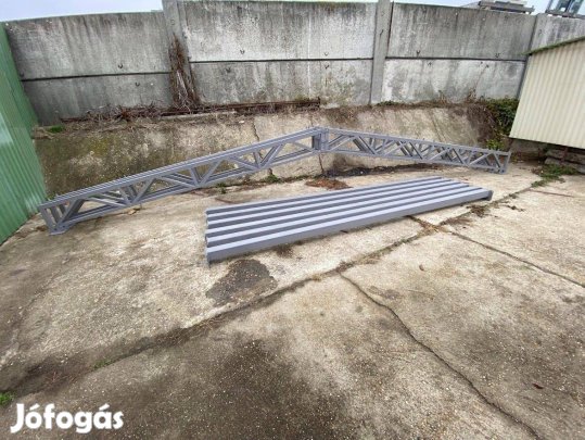 8 x 8 méter alapterületű csarnok váz acélváz csarnok garázs váz eladó