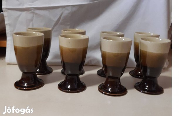 8db sörös pohár