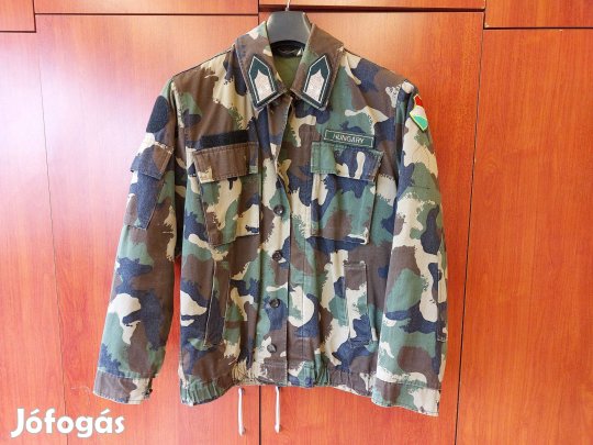 90M HK gyakorló kabát (mikádó) béléssel, 164-47 méretben, 1994-ből