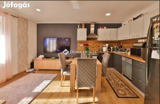 90 nm-es ház eladó Pécs