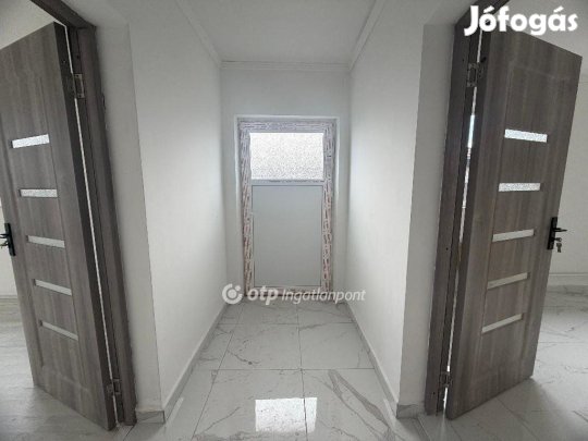 90 nm-es ház eladó Szabadkígyós