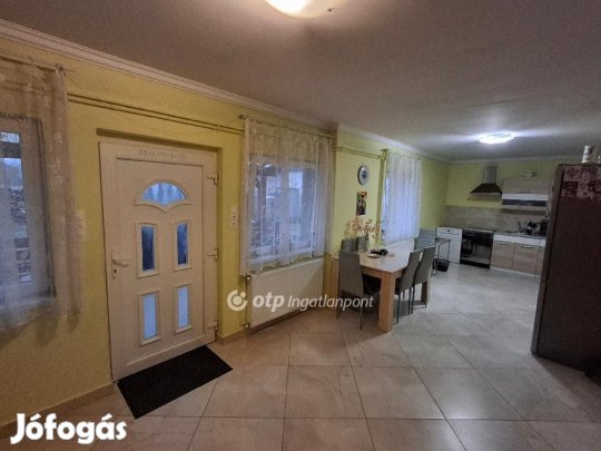 90 nm-es ház eladó Szécsény