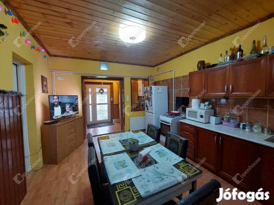90 nm-es ház eladó Tóalmás