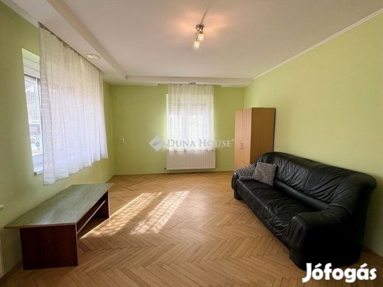 90 nm-es lakás eladó Szeged