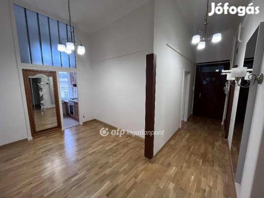 90 nm-es lakás kiadó Szeged