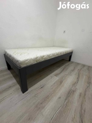 90x200-as ágy matraccal eladó